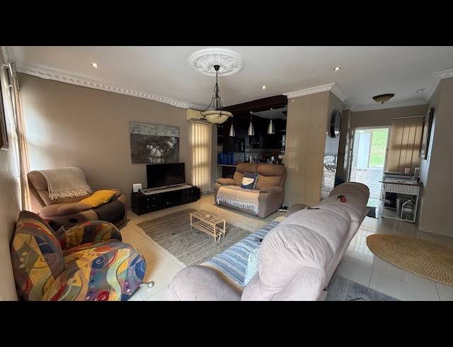 2 BEDROOM GATED ESTATE FOR SALE IN SHERWOOD